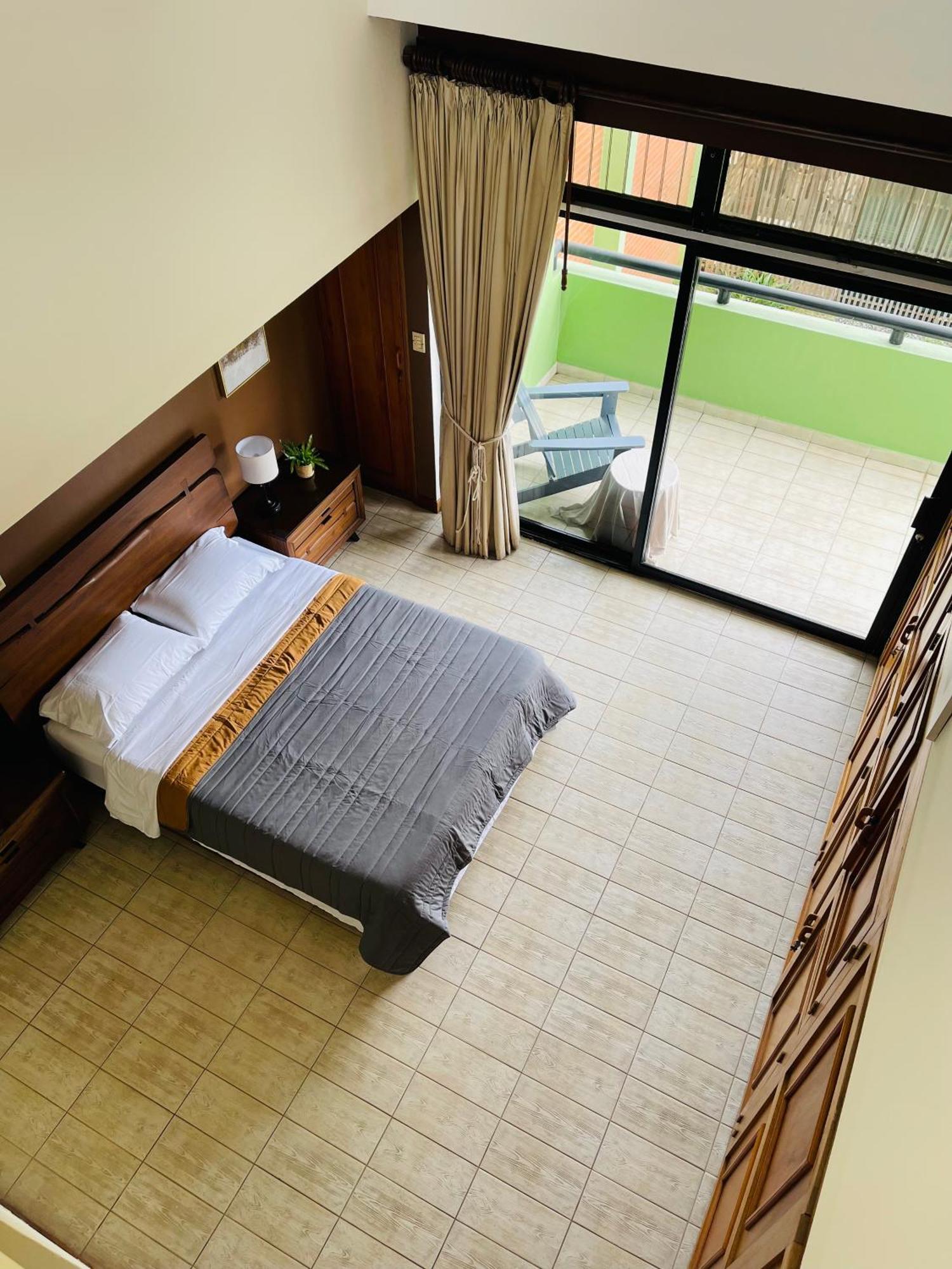 The Rainier Bed & Breakfast 5 San Jose  Ngoại thất bức ảnh